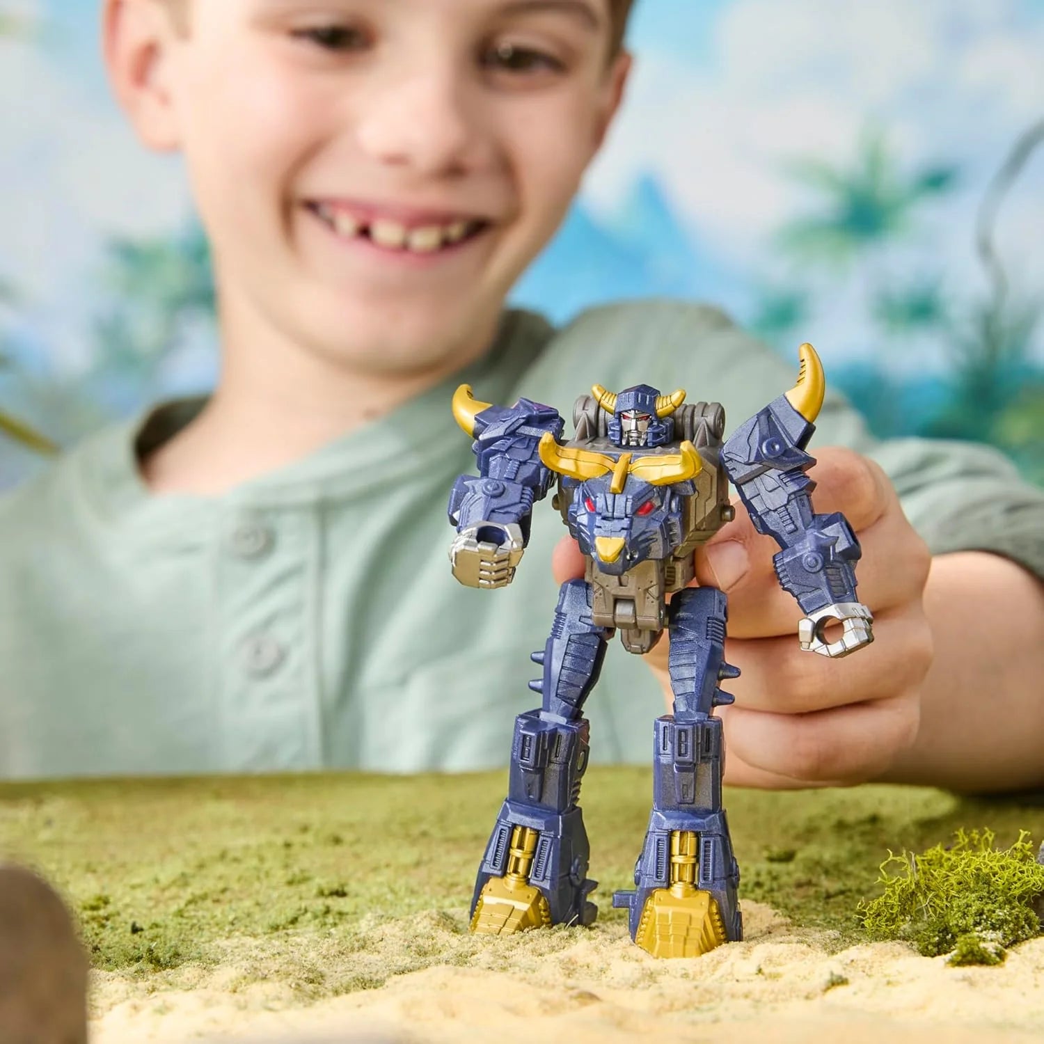 CYBERWORLD Megatron Cyber Changers 4-Inch Action Figure, Quick Change to Bull Mode, Robot Toys for Boys and Girls 6 and Up